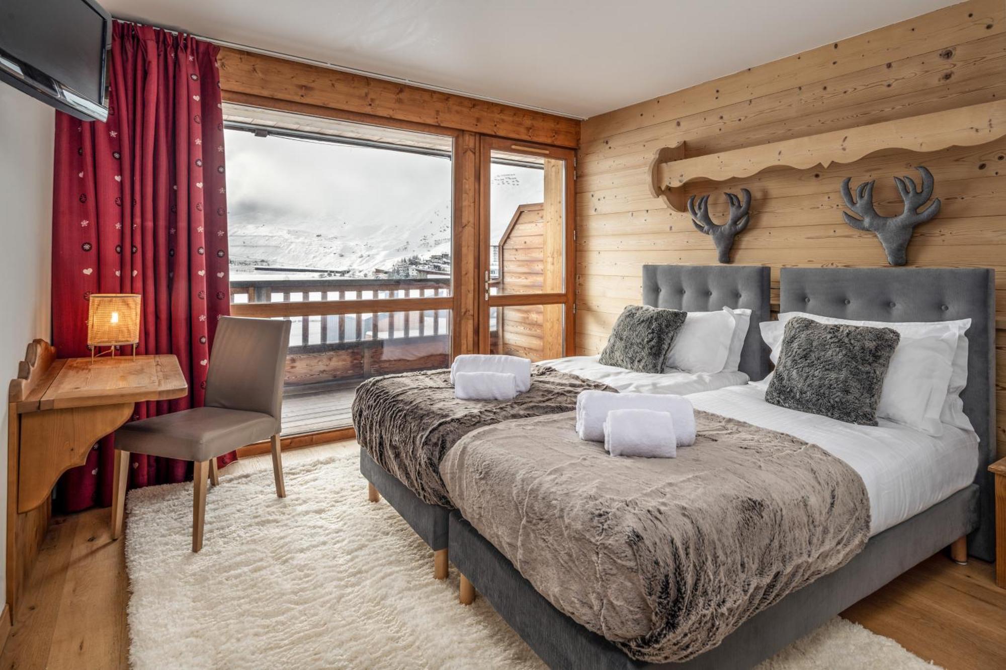 Chalet Hotel La Corniche Tignes Bagian luar foto